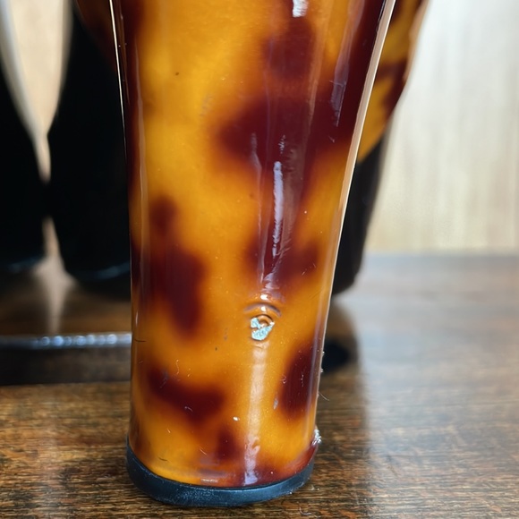 Gucci Vernice Tartaruga Peep Toe Animal Print Black Pump Heels, Size 8.5B - Picture 7 of 16